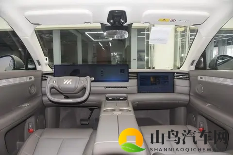 30分钟小订破8000!智己LS9 3369万起,大型SUV卷王来了?-3