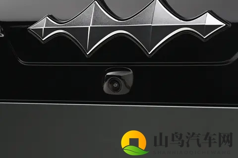 方程豹钛 7 深度体验:20 万级大五座 SUV,凭什么圈粉家庭用户?-2