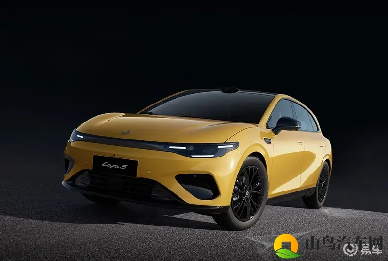 零跑Lafa5纯电续航605公里!外观简约,内饰有质感-1