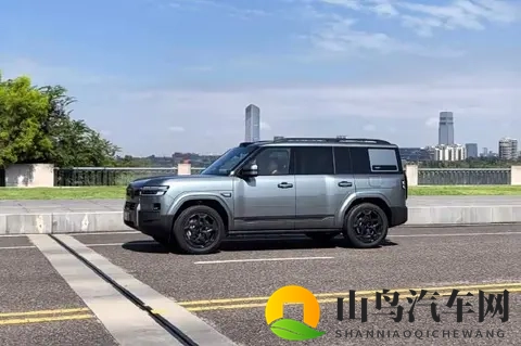 试驾排队的比亚迪方程豹钛7到底如何？-3