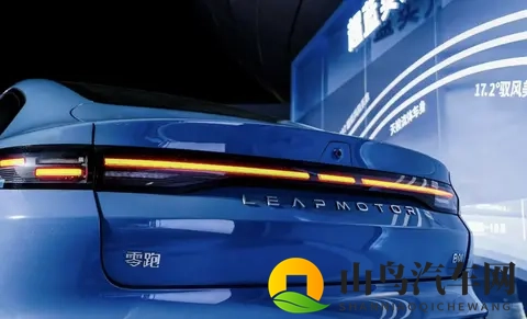 零跑Lafa5预售1058万起，比萤火虫便宜且续航高-1