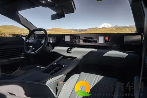 奥迪 E5 Sportback往返860公里看雪山，不旅行还叫什么奥迪旅行车-2