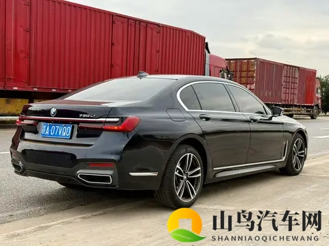 二手宝马7系：2022年上牌，589万公里，豪华座驾之选-1