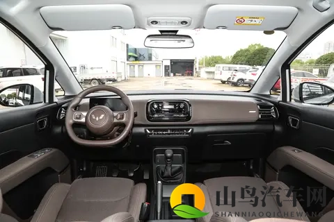 8万级插混MPV，家用真7座，五菱星光730值得一看！-3