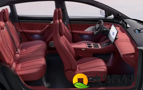 智界推出黑武士限时权益免费升级!全系至高可享58794元权益-1