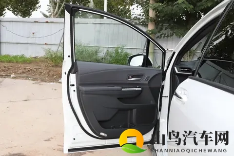 丰田格瑞维亚，三款两驱配置怎么选？-3