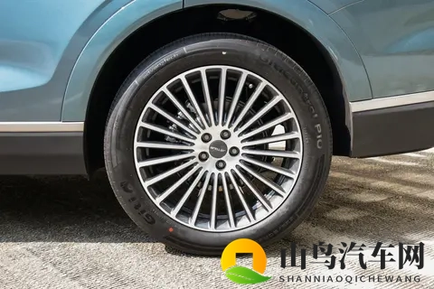 7座SUV家用好选择？深度体验捷途X70L，让全家出行不再拥挤-3