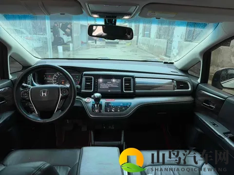18年上牌本田艾力绅，9万公里，家用MPV好选择！-1