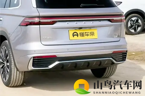 吉利星越L：燃油SUV销量破85万，入门版产品实力几何？-1
