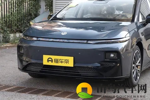 续航不虚标,配置丰富,零跑B01到底怎么样?-2