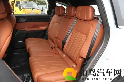 “旅行小房车”捷途山海L7 PLUS：七座SUV，带电磁悬挂，家用不错-3