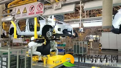 京东第一台国民级车下线，期待老百姓都买得起的价格！-1