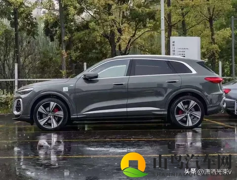 奥迪Q5L换代，华为智驾上车，德系豪华要变天？-2