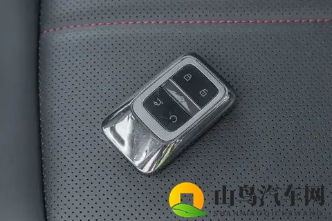 捷途纵横家G700:陆地上的速度与激情,水域中的无畏探险家-3