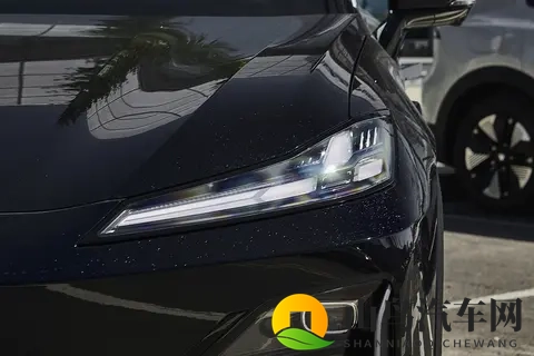 配置拉满,试驾2026款深蓝S07,综合实力如何?全方面评测!-1