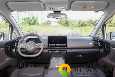 星光730 EV 2025款 500km 豪华型解读，家庭出行的均衡之选-1