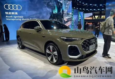 疯了！奥迪Q5L裸车跌破7折，比奔驰GLC省5万，比宝马X3多四驱！-1