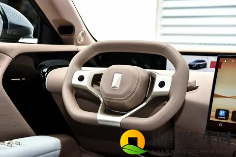 2026款阿维塔07：豪华、安全、性能、智能都满配-2