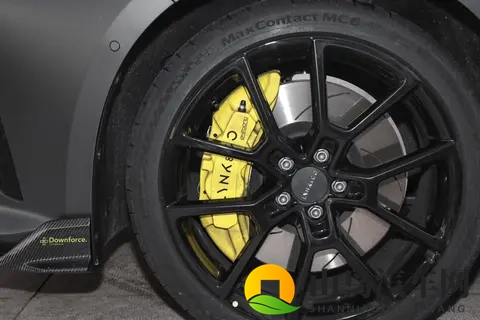 吉利终于又放大招，10万级的燃油车进阶上市，竟然用上20T+8AT-3