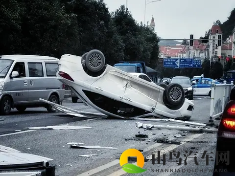 开了9年手动挡，换成自动挡后才明白：手动挡对比自动挡有3大优势-1