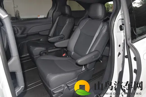 丰田赛那:家庭“奶爸神车”选购指南-1