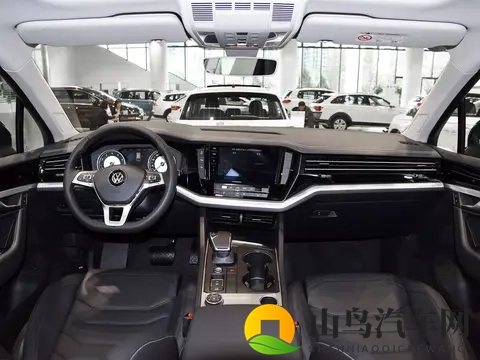 50万级豪华SUV对决 途锐与XC90怎么选？-3