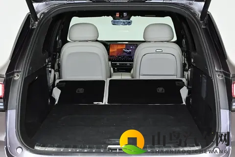 沃尔沃技术加持，20万级的全能SUV，领克09四驱探索版来了-1