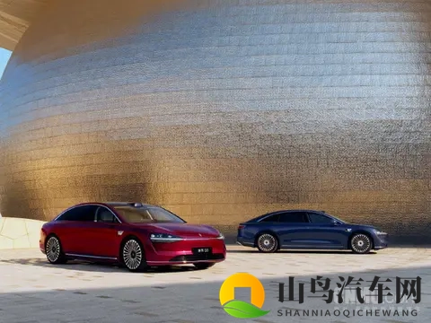 鸿蒙智行压轴新品 新款享界S9将于11月7日开启预订！-2