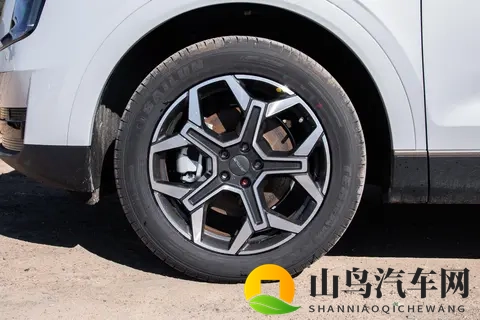 捷途X70L:999万起,一款磁悬浮豪华电七座SUV选择-1