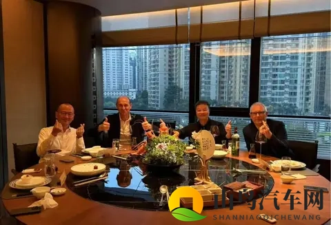 极氪最强80后高管刘展术加盟，“金标大众”拉上小鹏再拼一次-3