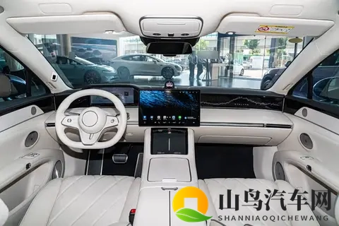 享界S9新款11月7日预订! 搭载华为乾崑智驾ADS 4 智能化再升级-1