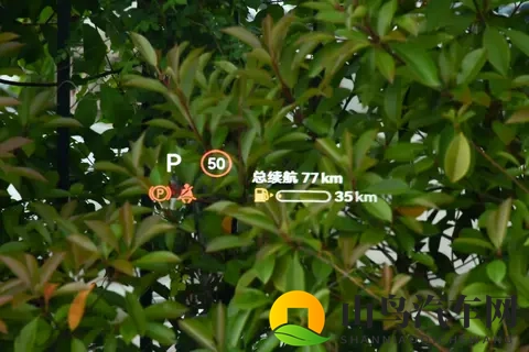 深蓝S09与蓝山，都是华为系6座SUV，家用选哪个更合适？-1