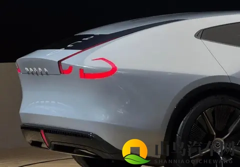 马自达大轿跑首秀，这才叫“顶级实力颜值”！-1