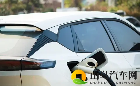 读新能源汽车购置税新政有感：政策引航，产业与消费共赴新程-3