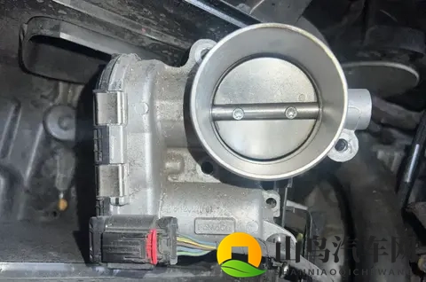 节气门脏了会有哪些症状？这几个信号一但出现，就得赶紧清洗-3