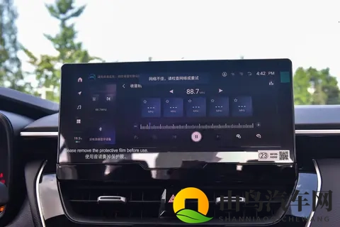 丰田卡罗拉双擎版 新车选购指南 燃油版和双擎版怎么选？-1