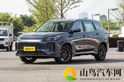 12万级插混SUV,230km纯电续航,还有电混四驱+露营装备-3
