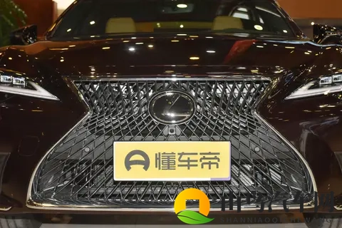 日系大型豪华轿车雷克萨斯LS，普通人能不能入手？-3