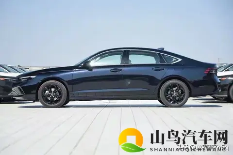 B级车王者之战：燃油车守住阵地，电车奋力反击！-3