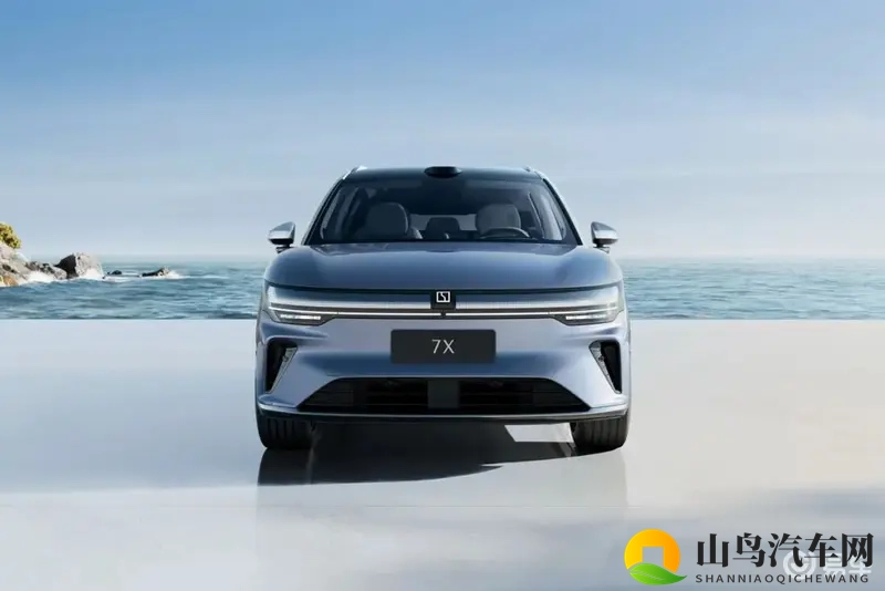 配置升级、价格略降，极氪7X 22.98万元起焕新上市-1