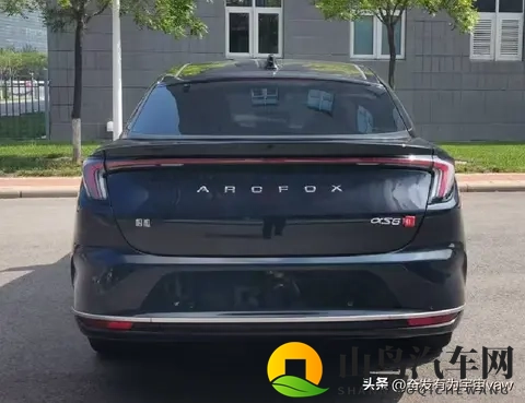 极狐阿尔法S6再出新款，性能版是真的猛-3