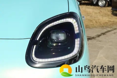 五菱宏光 MINIEV 2025 四门版：三款车型核心差异与选购建议-1