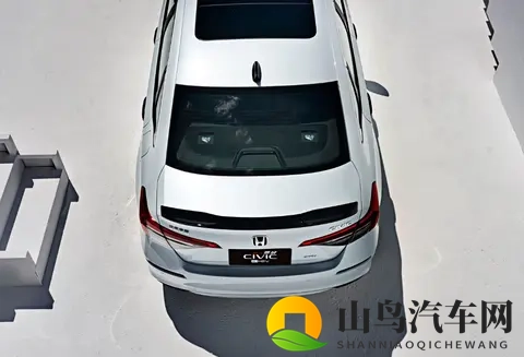 最值得抄底的合资油车，思域终端不到9万块，15T又暴躁又省油-2