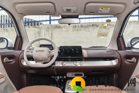 黄色软件下载链接：汽车爱好者必备：掌握行业动态，轻松购车！-1