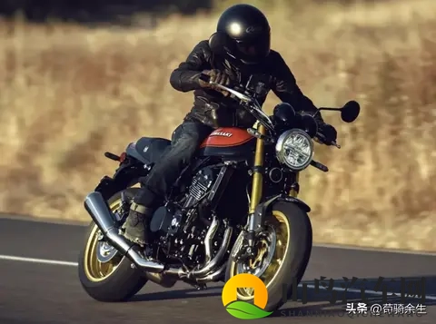 川崎Z900RS新款上市，电控系统全面升级，复古外观藏硬核性能！-3