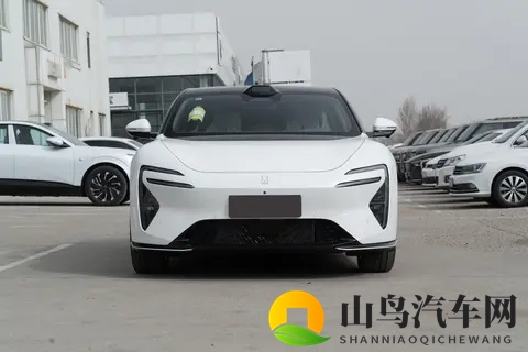 男人和女人打扑克的软件:汽车革命:智能驾驶与环保新篇章-3