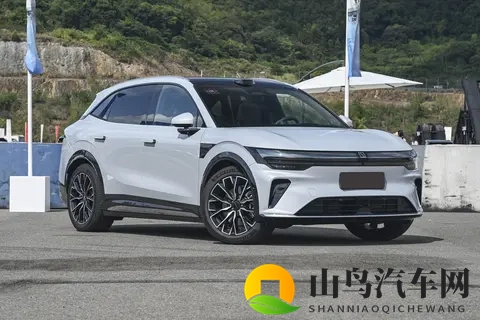 2298万元起，新款极氪7X上市！产品力如何呢？-1