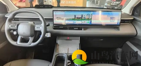 2025年现代销量最好的三款车型分别是伊兰特、途胜L和库斯途-2