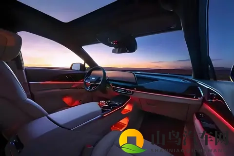 凯迪拉克XT5直降4万!2299万起的豪华SUV年轻人第一台车真香警告-1