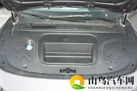 星纪元 ES 2025 款纯电版：城区辅助驾驶神器，家用选它不后悔-3